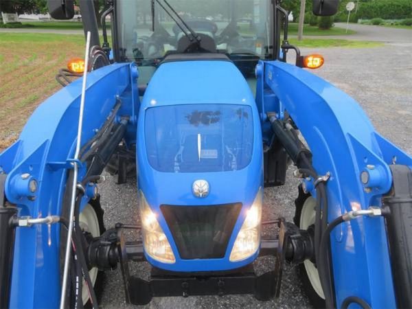 IMG_33030_-7-1.jpg 2015 New Holland T4.75