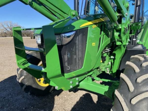 IMG_37210_-10-1.jpg 2018 John Deere 5125R MFWD