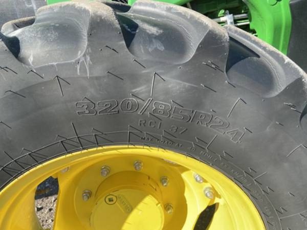 IMG_37210_-12-1.jpg 2018 John Deere 5125R MFWD