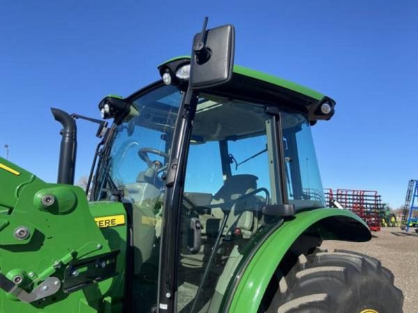 IMG_37210_-13-1.jpg 2018 John Deere 5125R MFWD