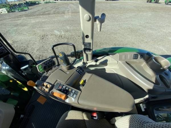 IMG_37210_-28-1.jpg 2018 John Deere 5125R MFWD