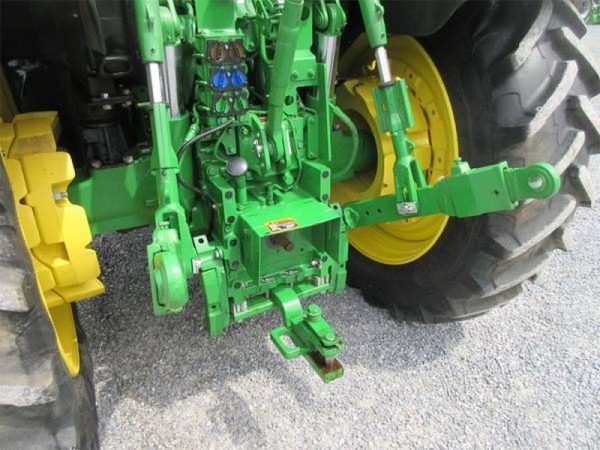 IMG_37292_-10-8-2.jpg 2021 John Deere 6155R