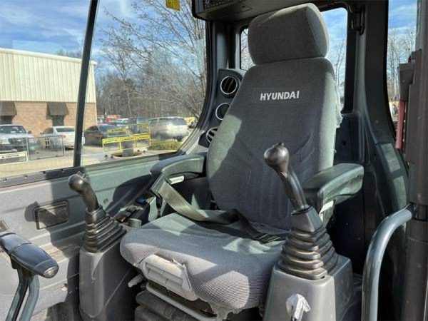 IMG_37292_-19-5-1.jpg 2017 Hyundai ROBEX 60CR-9A