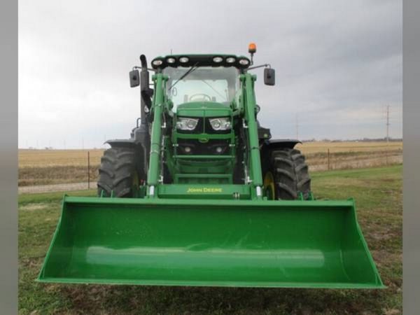 IMG_47292_-12-1-1.jpg 2021 John Deere 6145R