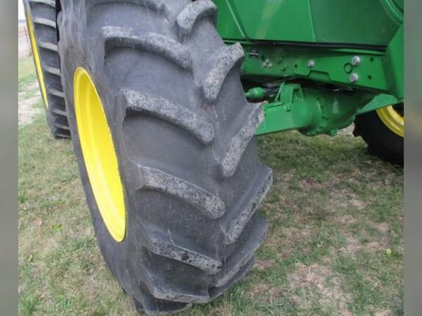 IMG_47292_-15-1-1.jpg 2021 John Deere 6145R