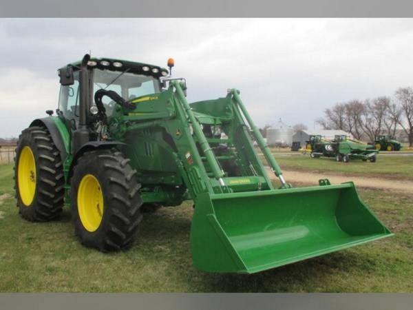 IMG_47292_-3-1-1.jpg 2021 John Deere 6145R