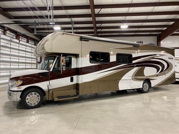 Image00001 2017 Nexus Phantom Class C RV 35SC