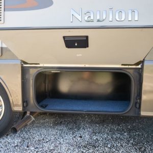Image00001 2017 Winnebago Class C RV NAVION 24J