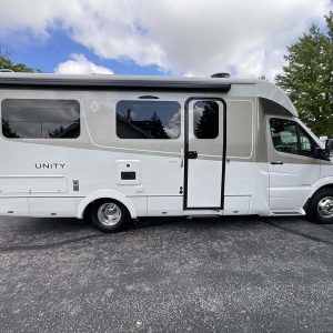 Image00001 2018 Leisure Travel Class C RV Unity U24FX