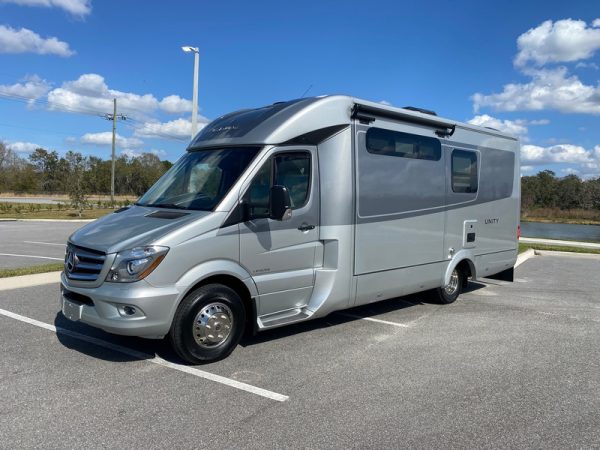 Image00002 2018 Leisure Travel Class C RV UNITY U24MB
