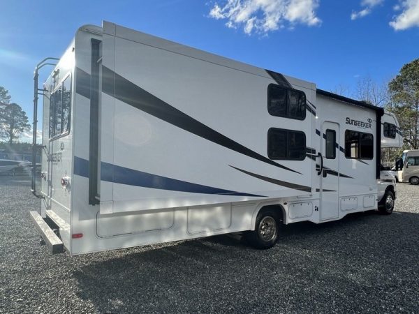 Image00002 2020 Forest River Class C RV Sunseeker LE 2550DSLE Ford Chassis