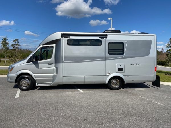 Image00003 2018 Leisure Travel Class C RV UNITY U24MB