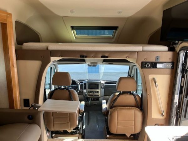 Image00003 2019 Thor Motor Coach Class C RV QUANTUM WS31