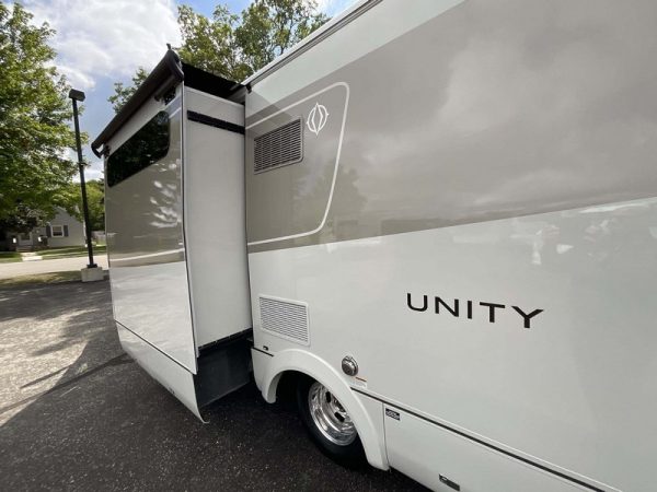 Image00004 2018 Leisure Travel Class C RV Unity U24FX