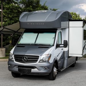Image00004 2018 Winnebago Class C RV NAVION 24D