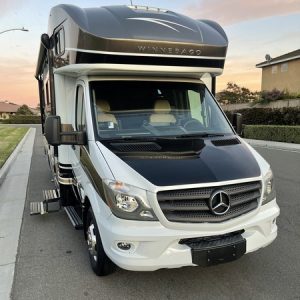 Image00004 2018 Winnebago Class C RV View 24J