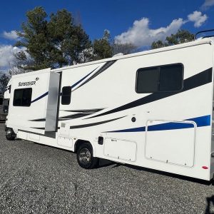 Image00004 2020 Forest River Class C RV Sunseeker LE 2550DSLE Ford Chassis