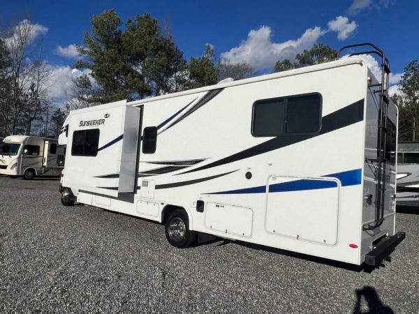 Image00004 2020 Forest River Class C RV Sunseeker LE 2550DSLE Ford Chassis