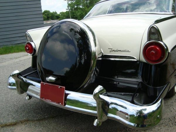 Image00005 1955 Ford Crown Victoria Skyliner