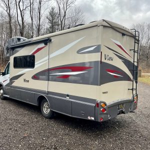 Image00005 2017 Winnebago Class C RV VIEW 24J