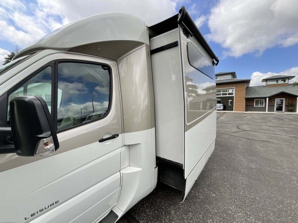 Image00005 2018 Leisure Travel Class C RV Unity U24FX