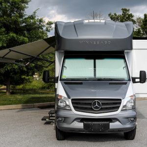 Image00005 2018 Winnebago Class C RV NAVION 24D