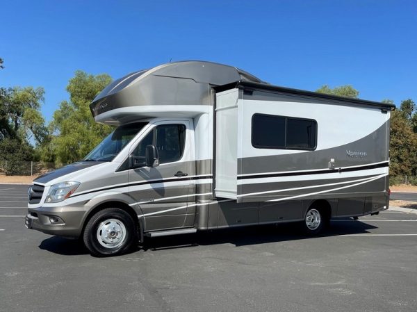Image00005 2019 Winnebago Class C RV NAVION 24D
