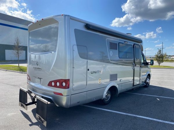 Image00006 2018 Leisure Travel Class C RV UNITY U24MB