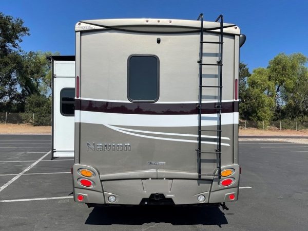 Image00006 2019 Winnebago Class C RV NAVION 24D