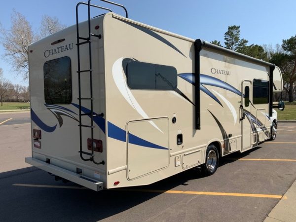 Image00006 2020 Thor Motor Coach Class C RV CHATEAU 31W