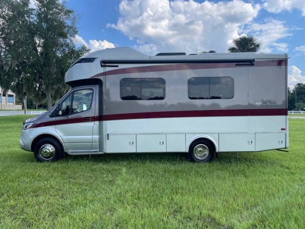 Image00006 2020 Tiffin Motorhomes Class C RV WAYFARER 25RW