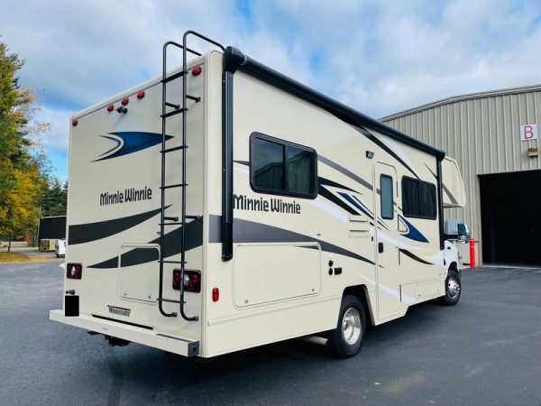 Image00006 2021 Winnebago Class C RV MINNIE WINNIE 25B