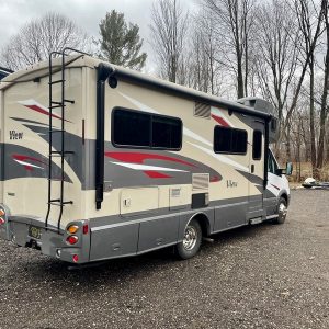 Image00007 2017 Winnebago Class C RV VIEW 24J