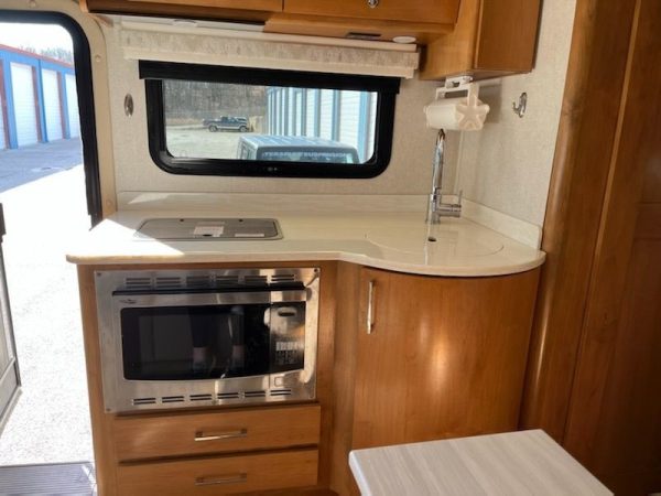 Image00007 2019 Thor Motor Coach Class C RV QUANTUM WS31