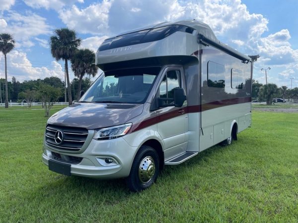 Image00007 2020 Tiffin Motorhomes Class C RV WAYFARER 25RW