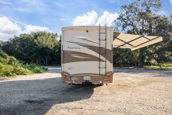 Image00008 2017 Winnebago Class C RV NAVION 24J