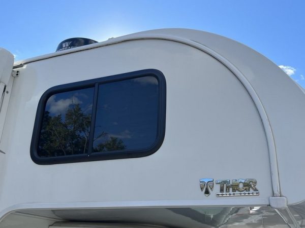 Image00008 2021 Thor Motor Coach Class C RV Chateau 31EV