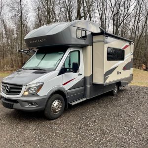 Image00009 2017 Winnebago Class C RV VIEW 24J