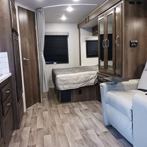 Image00009 2021 Jayco Class C RV MELBOURNE 24L