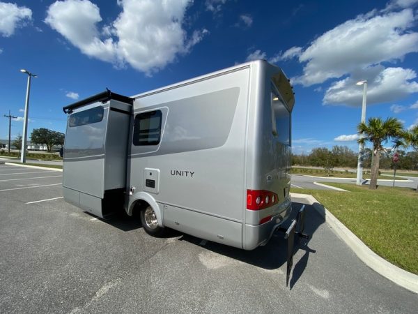 Image00010 2018 Leisure Travel Class C RV UNITY U24MB