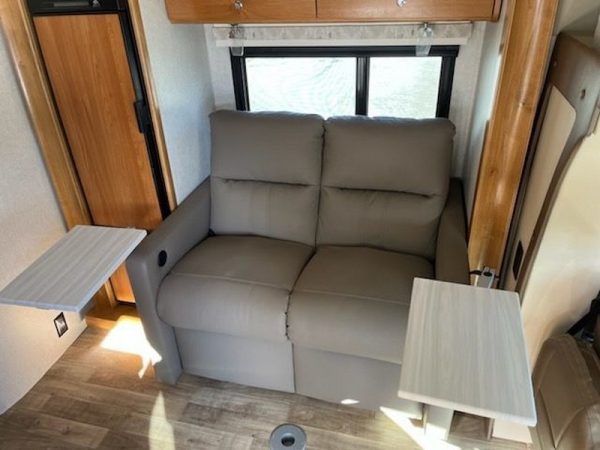 Image00010 2019 Thor Motor Coach Class C RV QUANTUM WS31
