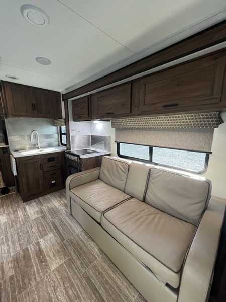 Image00010 2020 Forest River Class C RV Sunseeker LE 2550DSLE Ford Chassis