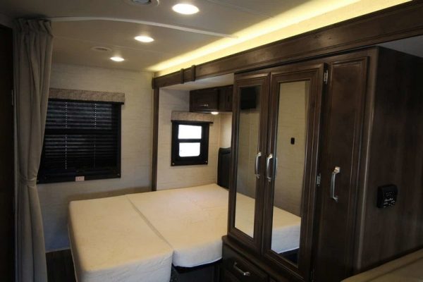 Image00010 2021 Jayco Class C RV Melbourne 24L