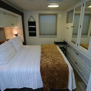 Image00011 2008 Gulf Stream Class C RV SUPERNOVA 6331