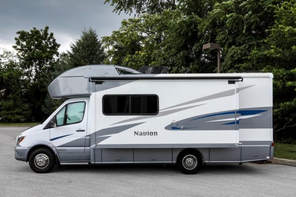 Image00011 2018 Winnebago Class C RV NAVION 24D