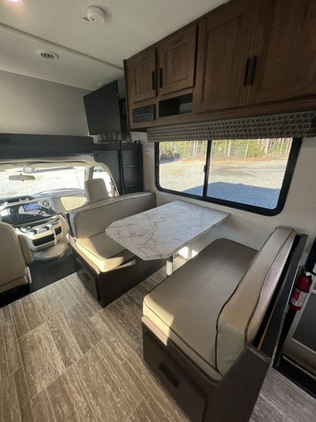 Image00011 2020 Forest River Class C RV Sunseeker LE 2550DSLE Ford Chassis