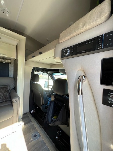 Image00011 2020 Tiffin Motorhomes Class C RV Wayfarer 24TW