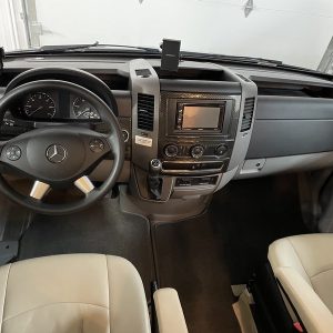 Image00012 2017 Winnebago Class C RV VIEW 24J