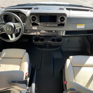 Image00012 2021 Winnebago Class C RV NAVION 24D