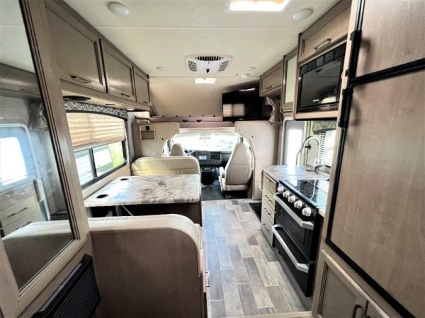 Image00013 2021 Thor Motor Coach Class C RV Chateau 22E Chevy